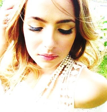 Brenda Asnicar Fotoğrafı