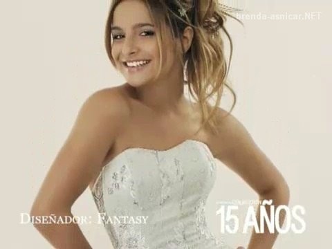 Brenda Asnicar Fotoğrafı