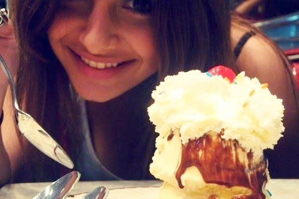 Brenda Asnicar Fotoğrafı