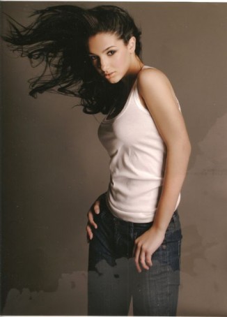 Thelma Fardin Fotoğrafı