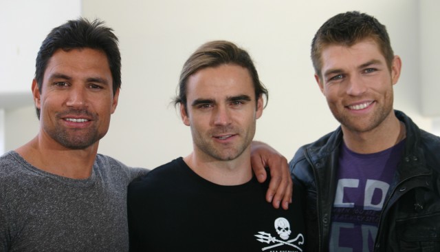Dustin Clare Fotoğrafı