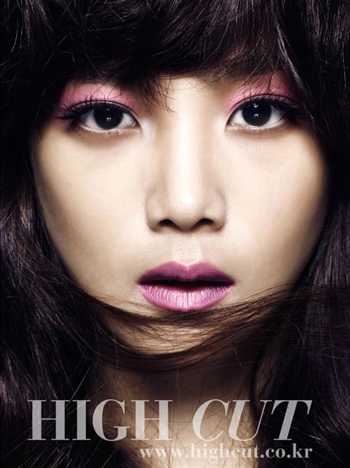 Yoon Seung-ah Fotoğrafı