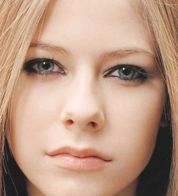 Avril Lavigne Fotoğrafları 818