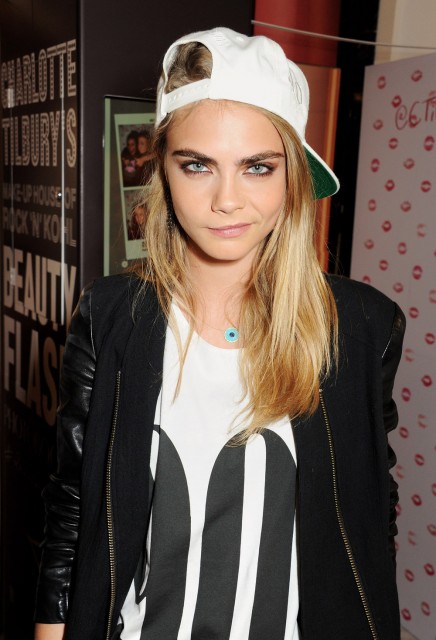 Cara Delevingne Fotoğrafları 16