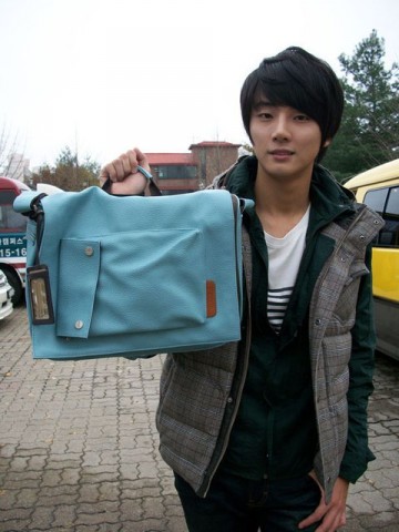 Yoon Si Yoon Fotoğrafları 151