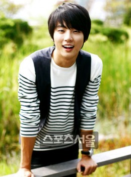 Yoon Si Yoon Fotoğrafları 190