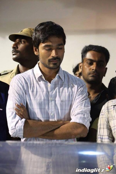 Dhanush Fotoğrafı