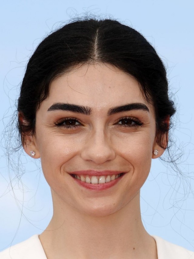 Hazar Ergüçlü Fotoğrafı
