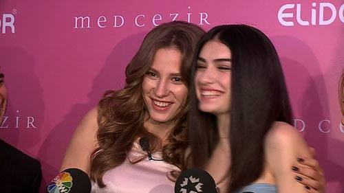 Hazar Ergüçlü Fotoğrafı