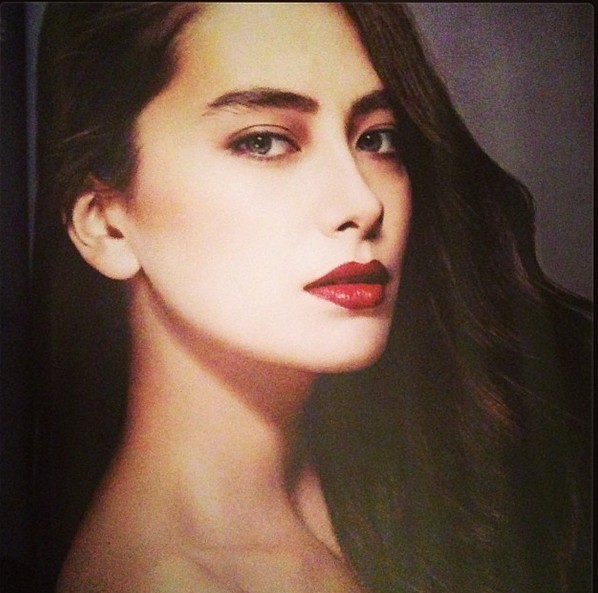 Neslihan Atagül Fotoğrafı