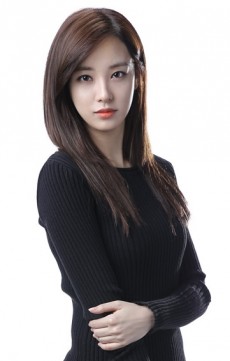 Lee Joo-yeon fotoğrafı
