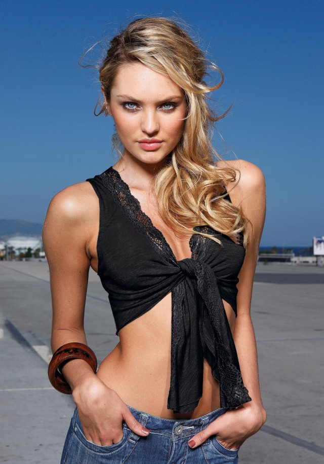 Candice Swanepoel Fotoğrafı