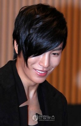 No Min-woo Fotoğrafı