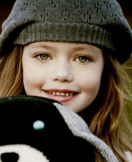 Mackenzie Foy Fotoğrafları 22