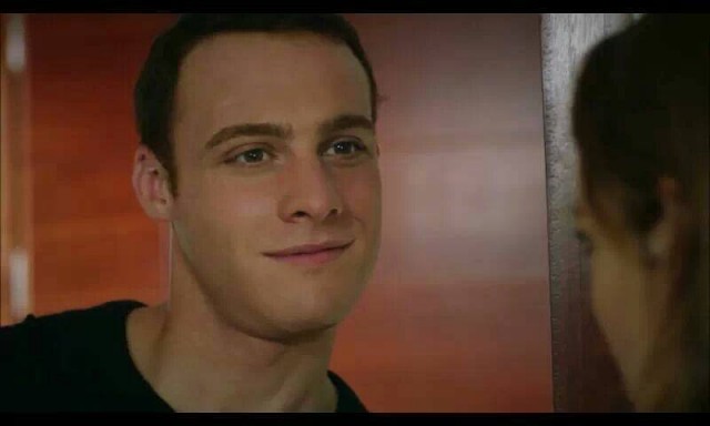 Kerem Bürsin Fotoğrafı