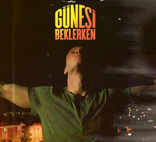 Kerem Bürsin Fotoğrafı