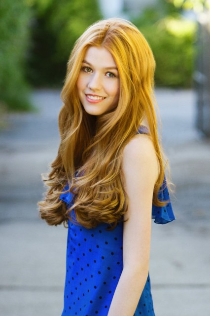 Katherine McNamara Fotoğrafı