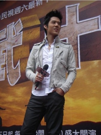 George Hu Fotoğrafları 8