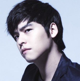 Lee Jang-woo Fotoğrafı