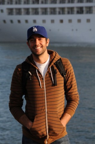 Zachary Levi Fotoğrafı