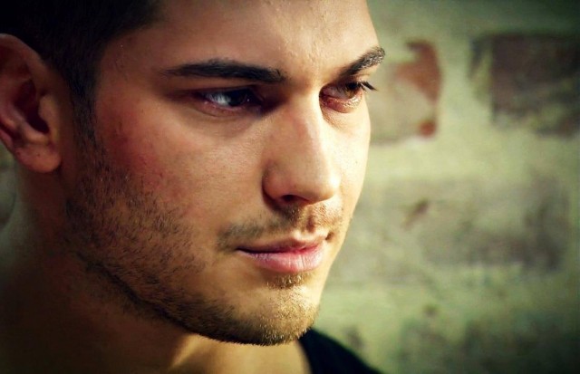Çağatay Ulusoy Fotoğrafı