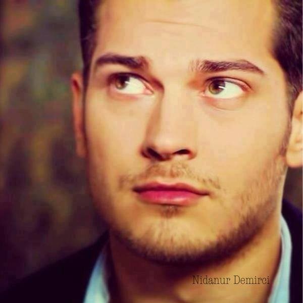 Çağatay Ulusoy Fotoğrafı