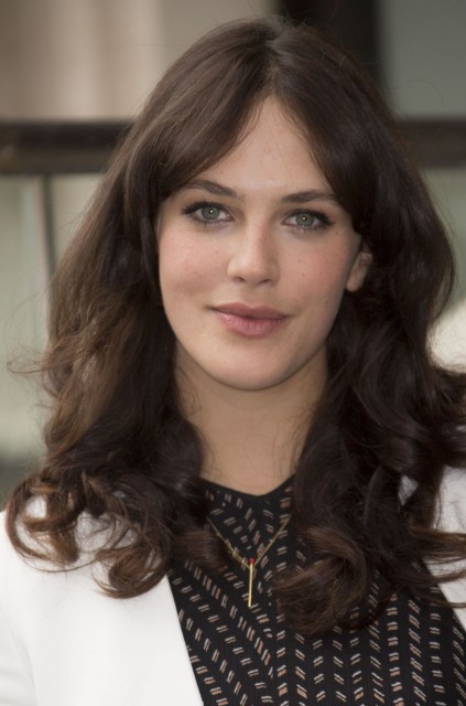 Jessica Brown-Findlay Fotoğrafları 47