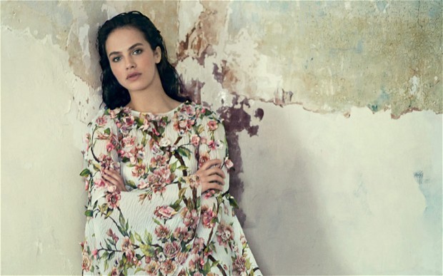 Jessica Brown-Findlay Fotoğrafları 60