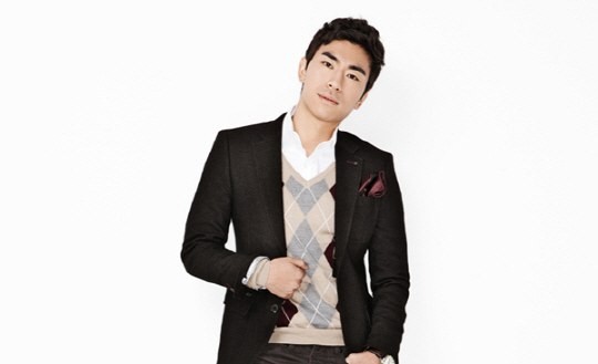 Lee Si-eon Fotoğrafı