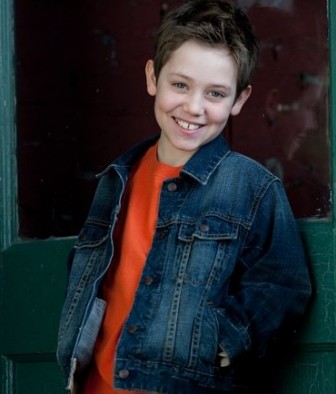Ethan Cutkosky Fotoğrafı