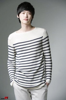 Lee Jong-suk Fotoğrafı