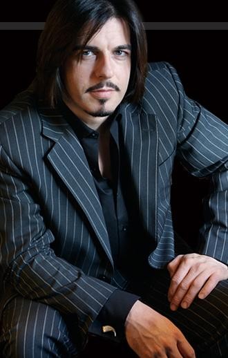 Sean Francis George Fotoğrafı