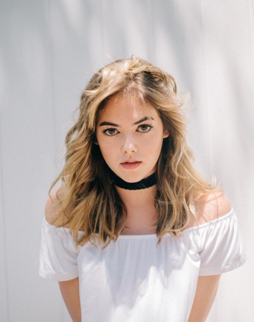 McKaley Miller Fotoğrafı