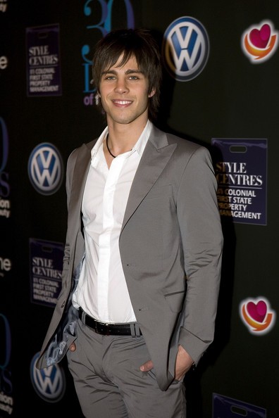 Dean Geyer Fotoğrafı