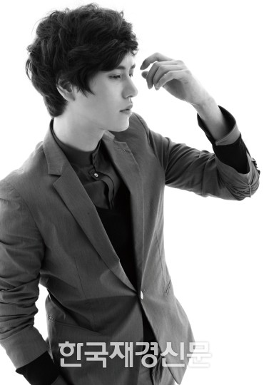 Lee Jong-hyun Fotoğrafı
