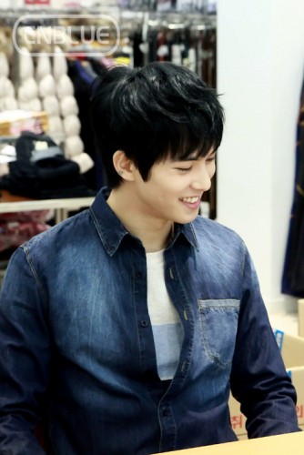 Lee Jong-hyun Fotoğrafı