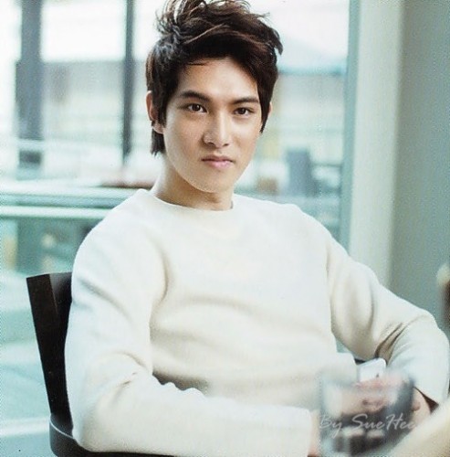 Lee Jong-hyun Fotoğrafı