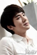 Yoo Yun-suk Fotoğrafları 12