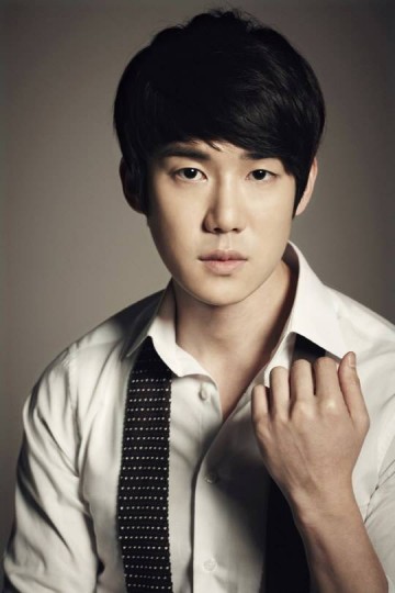 Yoo Yun-suk Fotoğrafı