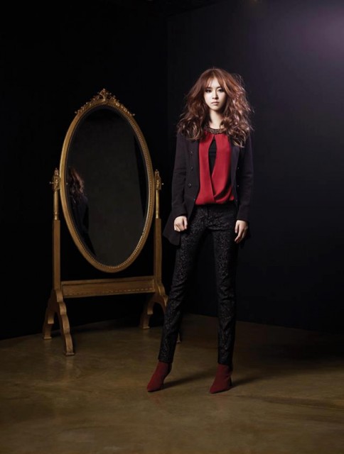 Lee Yeon-Hee Fotoğrafı