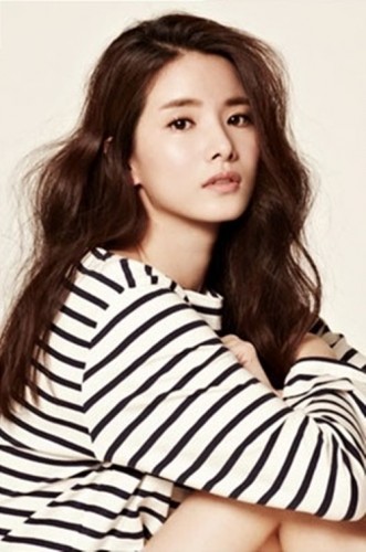 Lee Ji-yeon Fotoğrafı