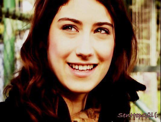 Hazal Kaya Fotoğrafları 439