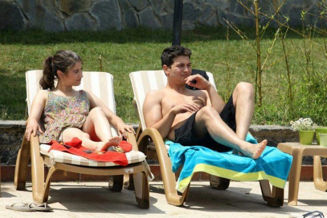 Hazal Kaya Fotoğrafı