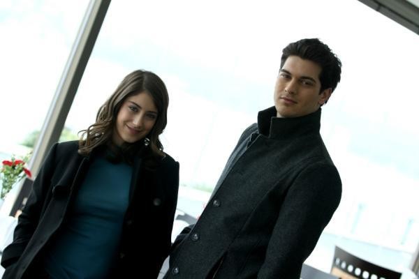Hazal Kaya Fotoğrafı