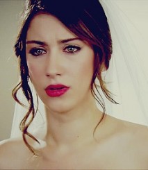 Hazal Kaya Fotoğrafı