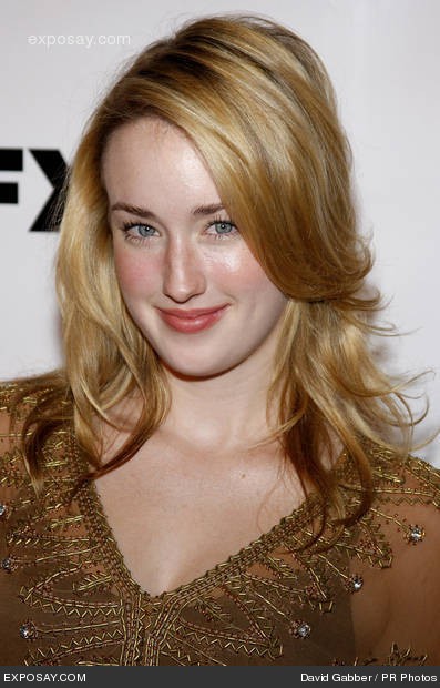 Ashley Johnson Fotoğrafları 10