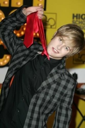 Lucas Grabeel Fotoğrafları 8