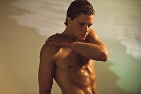 Jonny Weston Fotoğrafları 10