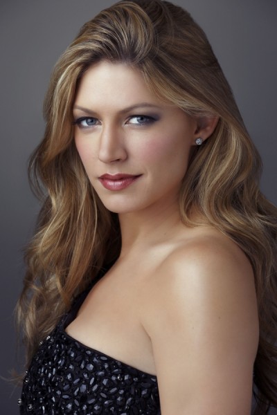 Jes Macallan Fotoğrafları 8