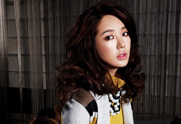 Yoon Eun-hye Fotoğrafları 10